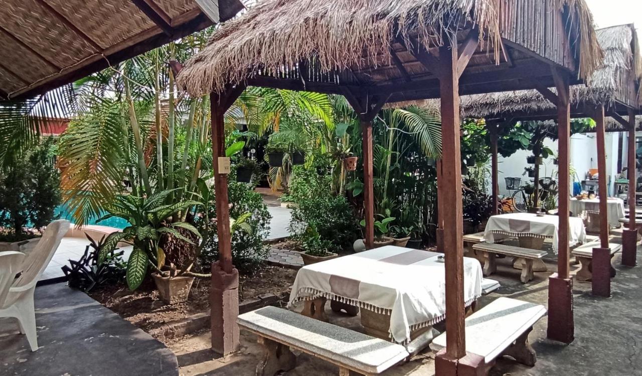Villa Sisavad Guesthouse Vientián Kültér fotó