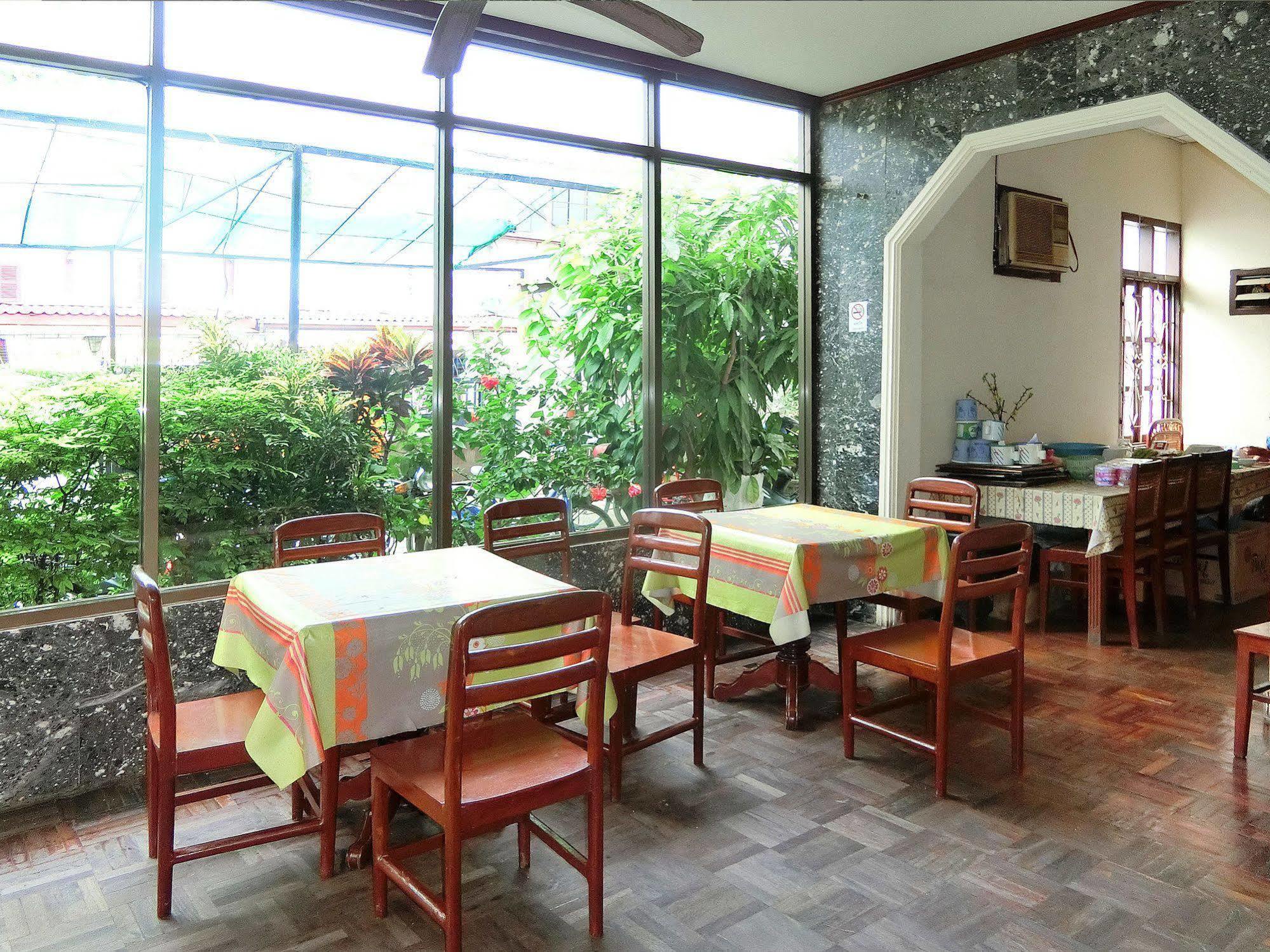 Villa Sisavad Guesthouse Vientián Kültér fotó
