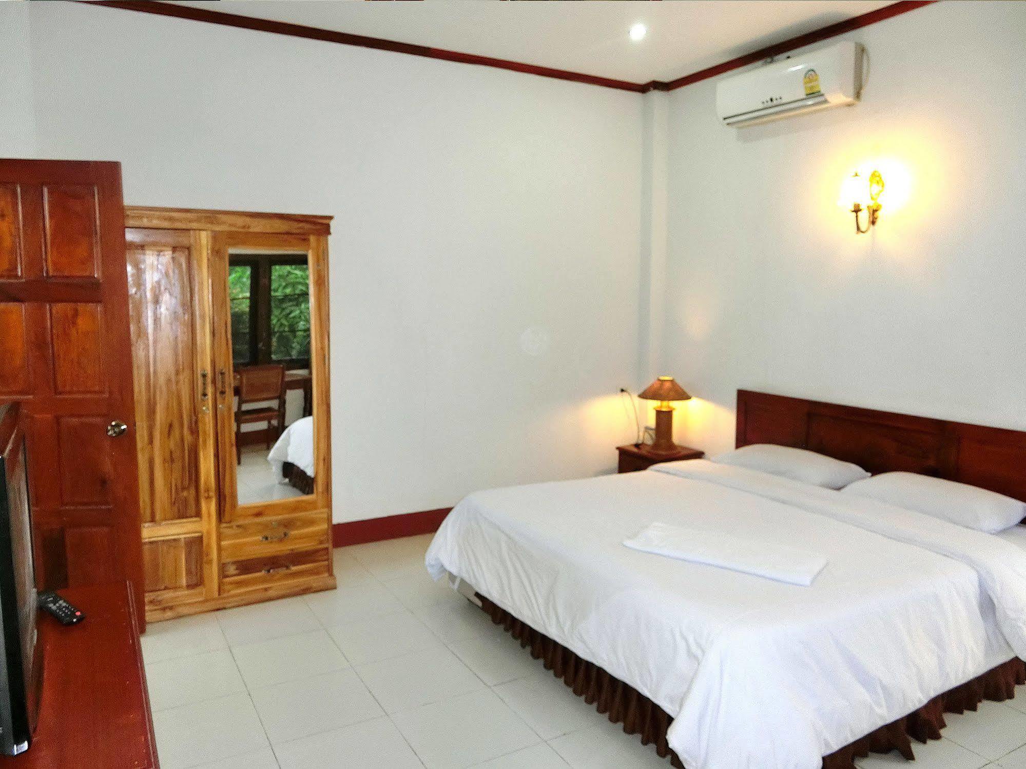 Villa Sisavad Guesthouse Vientián Kültér fotó