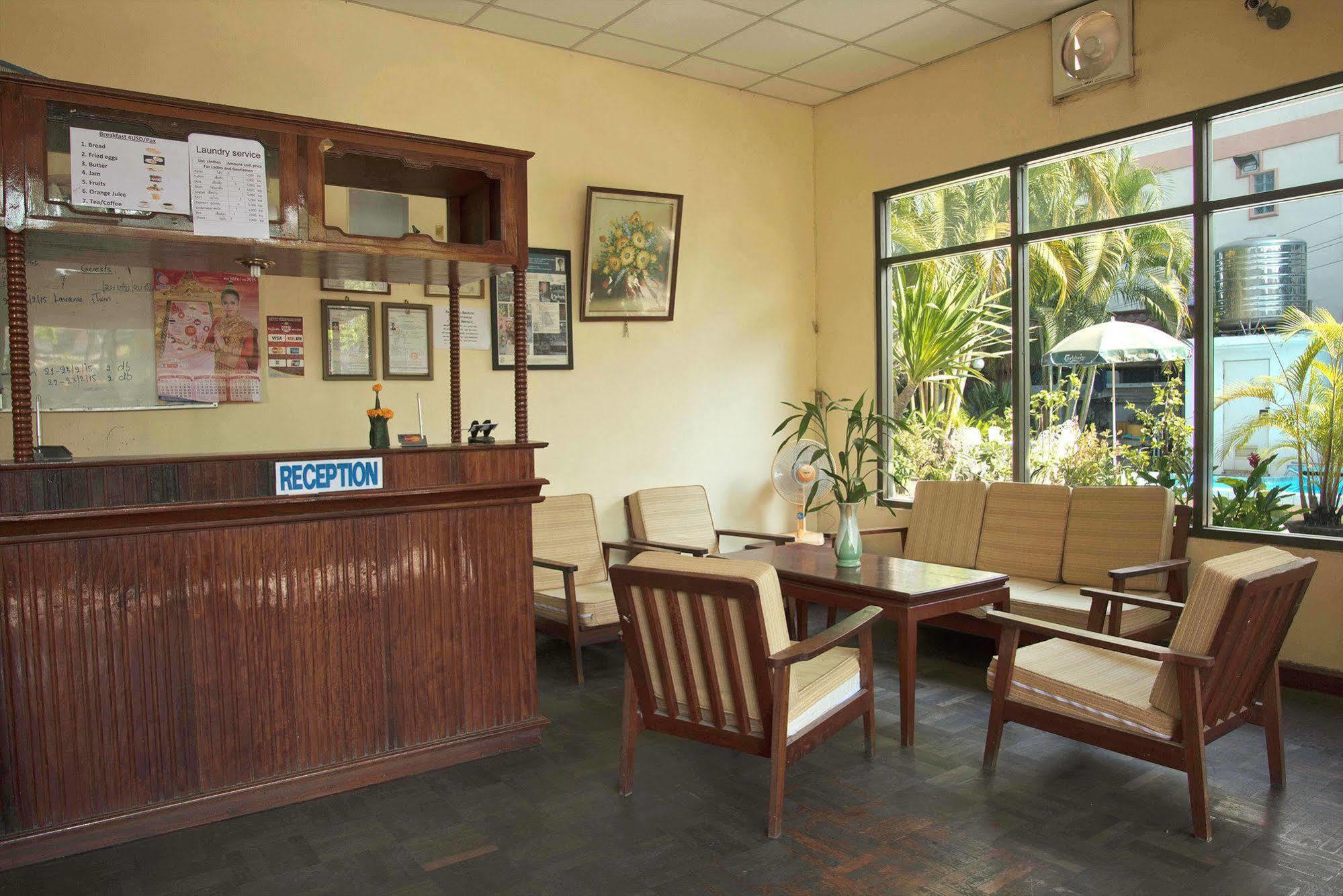Villa Sisavad Guesthouse Vientián Kültér fotó