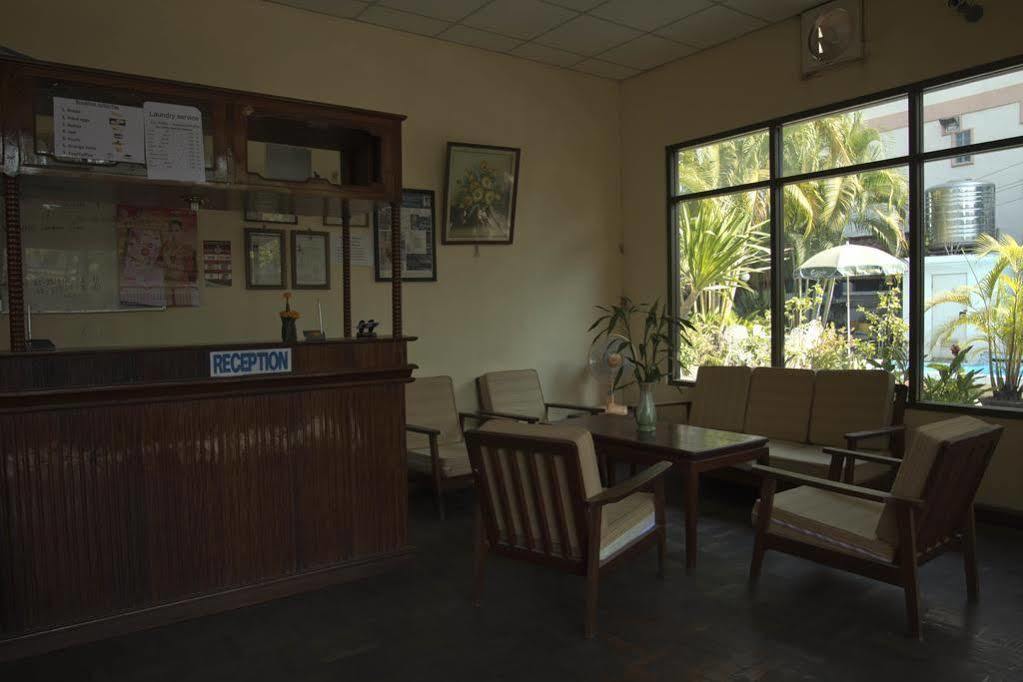 Villa Sisavad Guesthouse Vientián Kültér fotó