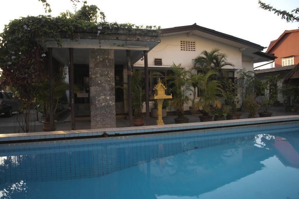 Villa Sisavad Guesthouse Vientián Kültér fotó
